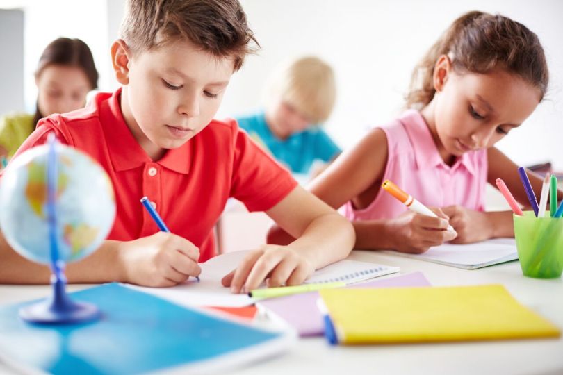 Children of Richer Parents Do Better at School Illustration for news: Children of Richer Parents Do Better at School
