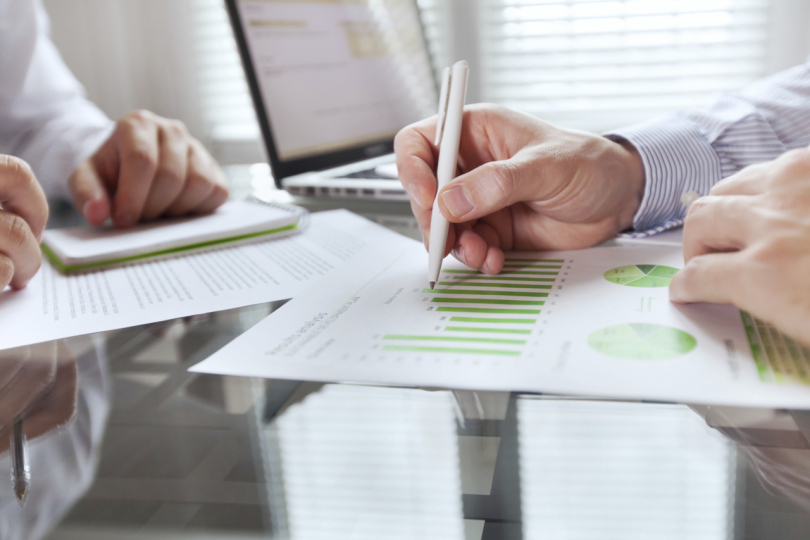 Why Economic Forecasters Fail Illustration for news: Why Economic Forecasters Fail