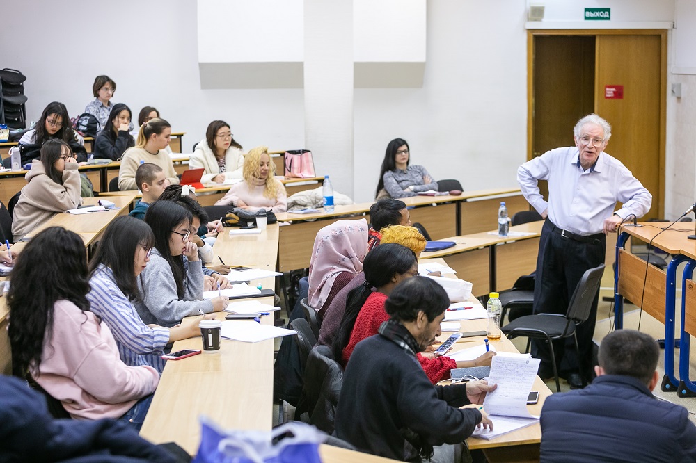 International Students Explore Russian Literature in HSE’s Preparatory Year Programme Illustration for news: International Students Explore Russian Literature in HSE’s Preparatory Year Programme