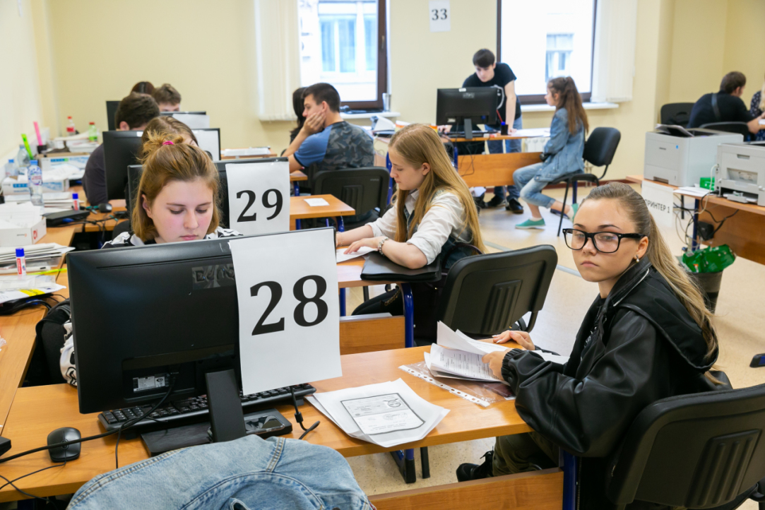 Утверждены правила и контрольные цифры приема в НИУ ВШЭ в 2020 году Иллюстрация к новости: Утверждены правила и контрольные цифры приема в НИУ ВШЭ в 2020 году