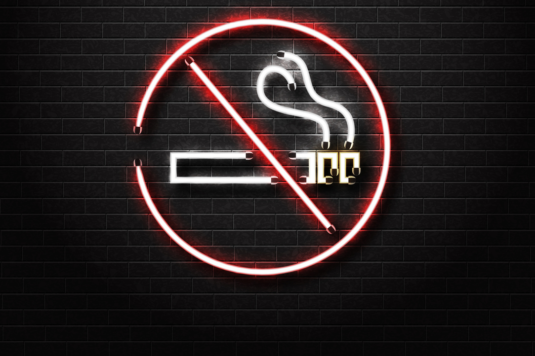 Illegal Smoking: Russians Who Smoke Where They Should Not Illustration for news: Illegal Smoking: Russians Who Smoke Where They Should Not