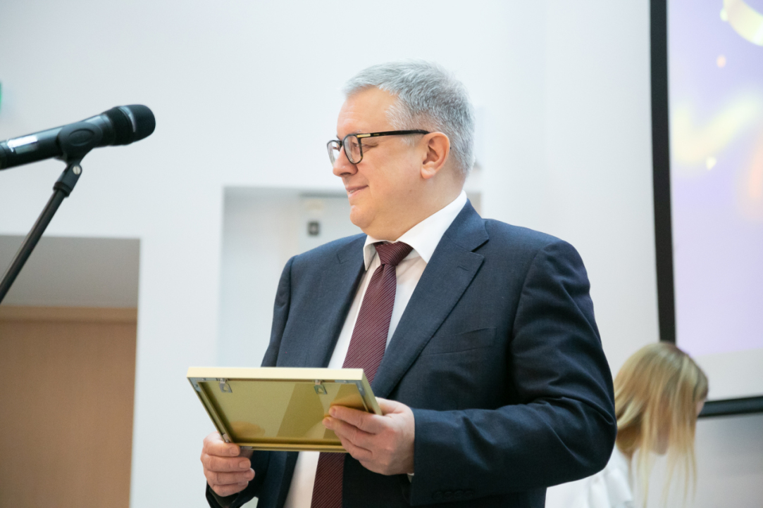 В Высшей школе экономики вручили медали «Признание» Иллюстрация к новости: В Высшей школе экономики вручили медали «Признание»