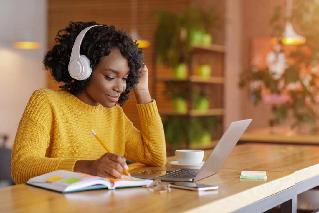HSE International Summer University Courses Started June 22 Illustration for news: HSE International Summer University Courses Started June 22