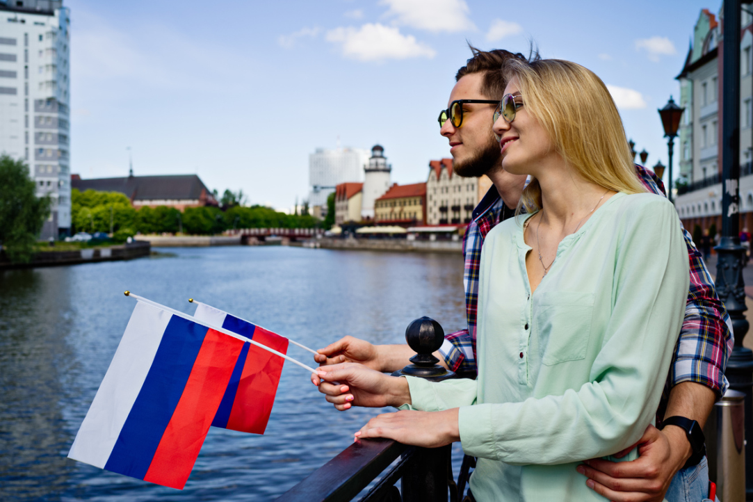 Доверие армии, церкви и правительству повышает гордость россиян за свою страну Иллюстрация к новости: Доверие армии, церкви и правительству повышает гордость россиян за свою страну