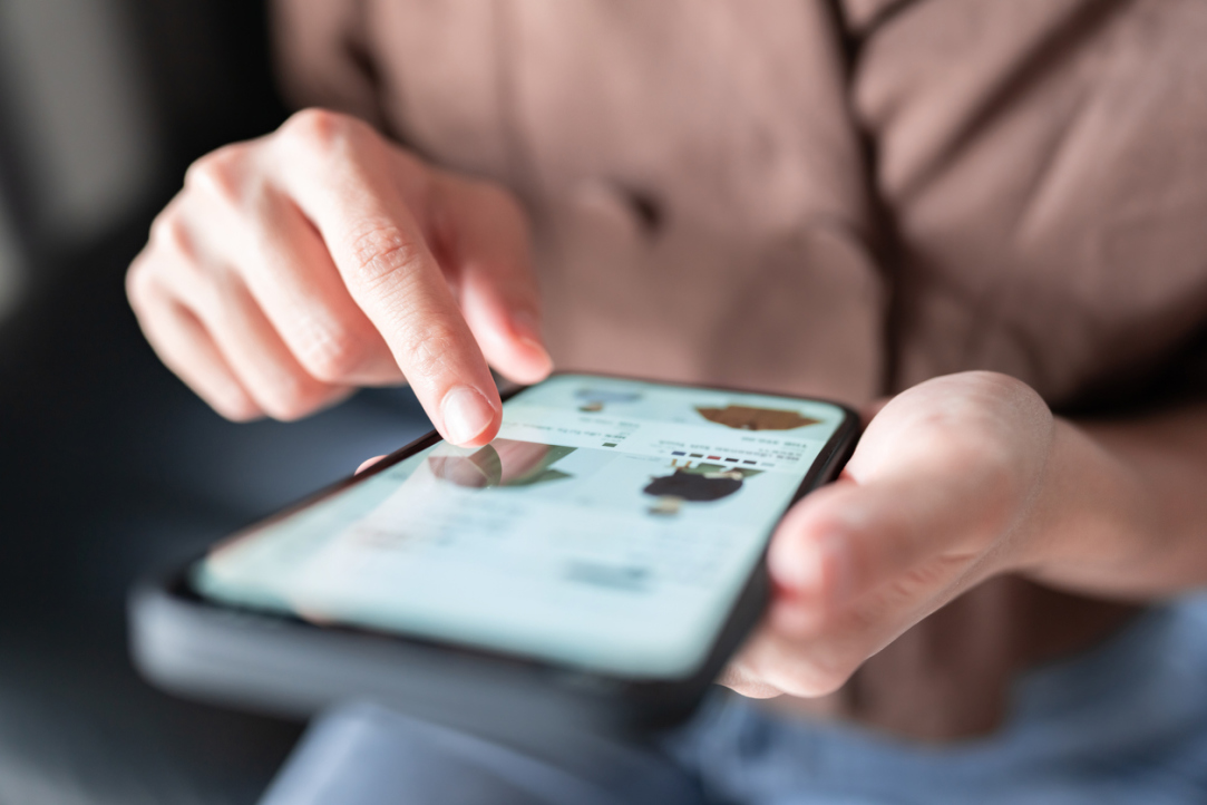 Users Better Recognise Neutral Banner Ads Illustration for news: Users Better Recognise Neutral Banner Ads