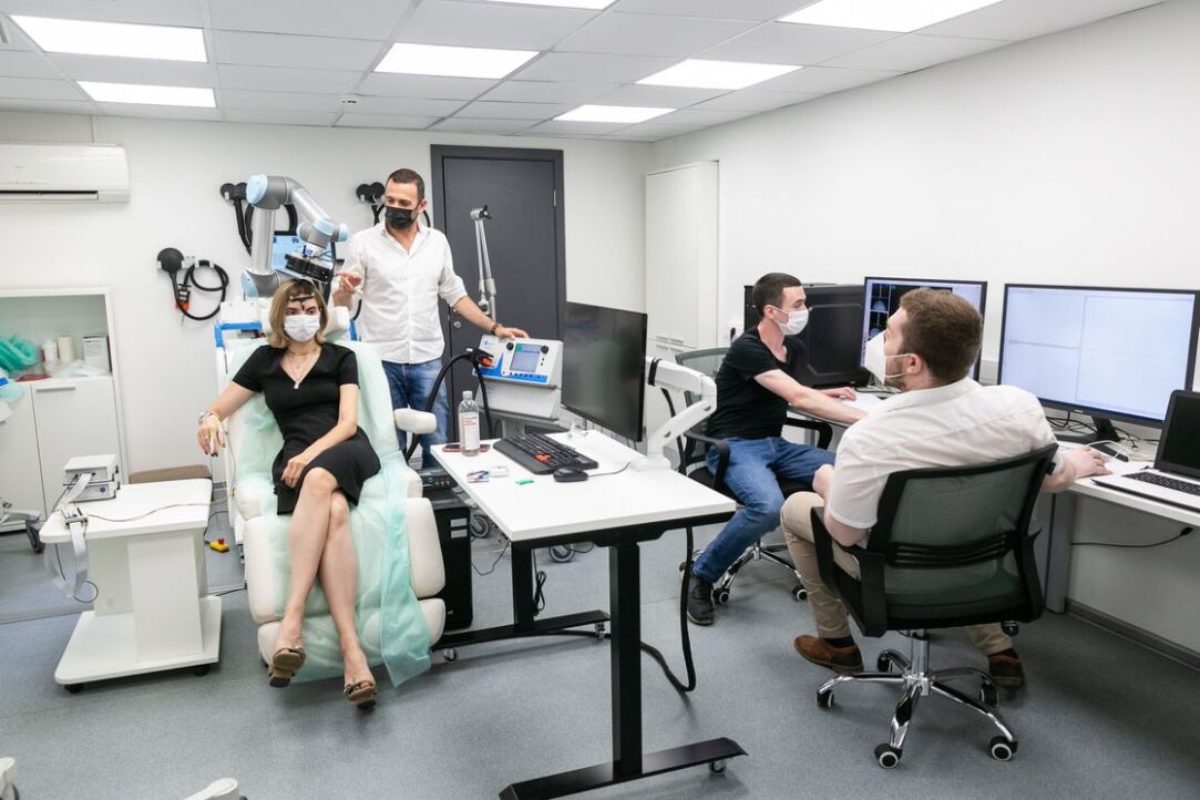 ‘We Are Developing Technologies to Support People and Strengthen the Intellect’ Illustration for news: ‘We Are Developing Technologies to Support People and Strengthen the Intellect’