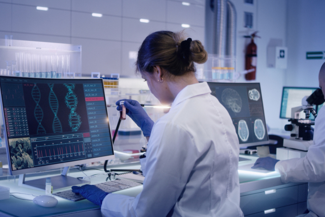 Early Molecular Diagnosis of Cancer Proven More Cost-Effective Than Subsequent Treatment of Advanced Disease Illustration for news: Early Molecular Diagnosis of Cancer Proven More Cost-Effective Than Subsequent Treatment of Advanced Disease